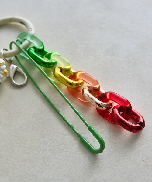 ear PAPILLONNER（イアパピヨネ）の「ポップコーンストラップ/チャーム/ストラップ/キーホルダー（チャーム・レディース・アイボリー/レッド・FREE）」の5枚目の写真