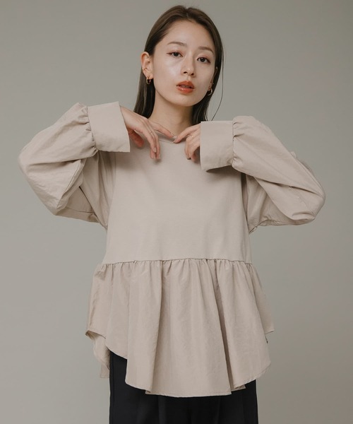 URBAN RESEARCH Sonny Label(アーバンリサーチサニーレーベル)の「異素材切替ペプラムプルオーバー(Tシャツ/カットソー・レディース・ブラック/オフホワイト/ベージュ系その他・FREE)」の3枚目の写真