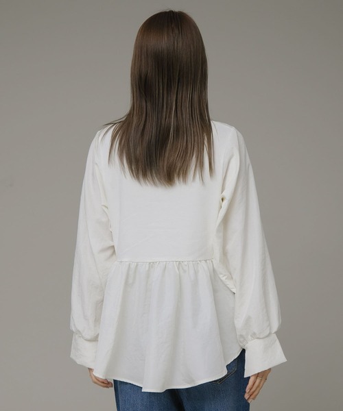 URBAN RESEARCH Sonny Label(アーバンリサーチサニーレーベル)の「異素材切替ペプラムプルオーバー(Tシャツ/カットソー・レディース・ブラック/オフホワイト/ベージュ系その他・FREE)」の10枚目の写真