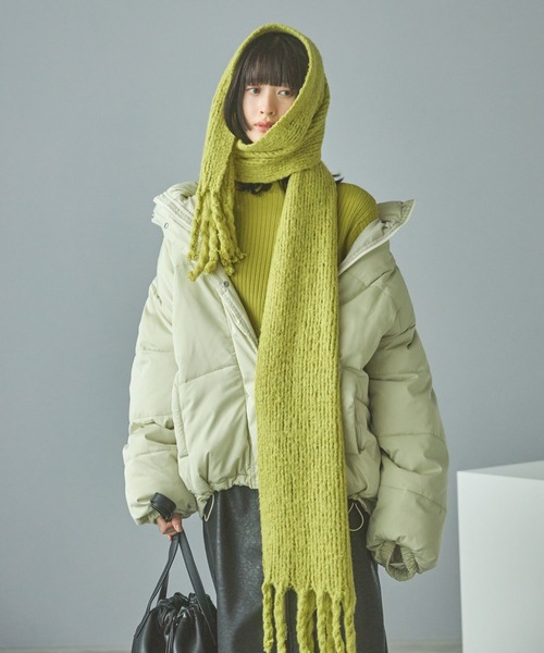 LAKOLE（ラコレ）の「ラッセルニットマフラー / 133333（マフラー・レディース・ライトグリーン/ブルー/オフホワイト/ベージュ・FREE）」の3枚目の写真