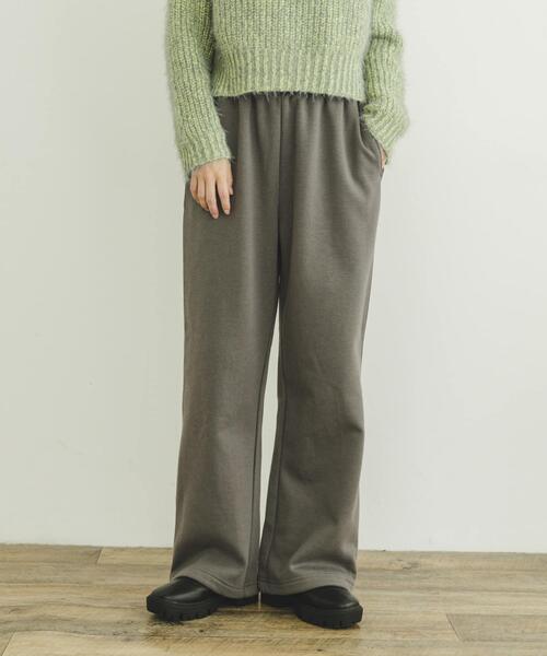 ITEMS URBANRESEARCH（アイテムズ アーバンリサーチ）の「裏起毛スウェットパンツ（その他パンツ・レディース・チャコールグレー/オフホワイト/ネイビー・FREE）」の3枚目の写真