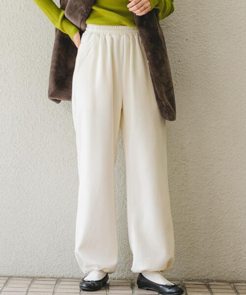 ITEMS URBANRESEARCH（アイテムズ アーバンリサーチ）の「裏起毛スウェットパンツ（その他パンツ・レディース・チャコールグレー/オフホワイト/ネイビー・FREE）」の14枚目の写真