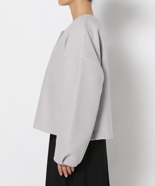 mysty woman（ミスティウーマン）の「金ボタンノーカラーカーディガン 289330（カーディガン/ボレロ・レディース・オフホワイト/ブラック/ライトグレー・FREE）」の9枚目の写真