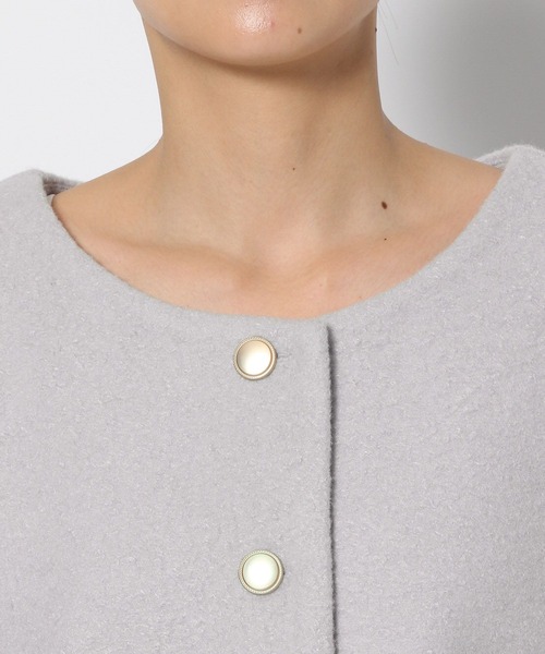 mysty woman（ミスティウーマン）の「金ボタンノーカラーカーディガン 289330（カーディガン/ボレロ・レディース・オフホワイト/ブラック/ライトグレー・FREE）」の11枚目の写真
