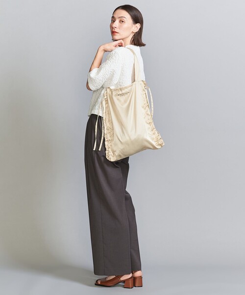 BEAUTY&YOUTH UNITED ARROWS(ビューティーアンドユースユナイテッドアローズ)の「ロゴ シャーリング トートバッグ(トートバッグ・レディース・ダークブラウン/ネイビー/ベージュ/ブラック・FREE)」の9枚目の写真