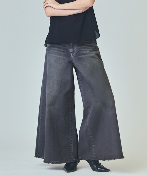 GRACE CLASS（グレースクラス）の「バギーデニムパンツ（デニムパンツ・レディース・サックスブルー/ホワイト/グレー・38/36）」の12枚目の写真