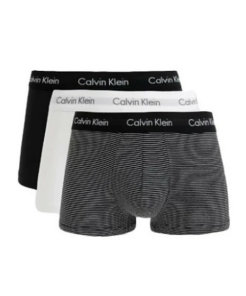 Calvin Klein(カルバン・クライン)の「【 Calvin Klein / カルバン クライン 】- メンズ アンダー ウェア / ボクサー パンツ / 3枚セット(ボクサーパンツ・メンズ・ブラック系その他2/ブラック系その他3/ブラック系その他/ブラック系その他4/ブラック系その他5/ブルー系その他/ブラック系その他6・SMALL/MEDIUM/LARGE)」の4枚目の写真