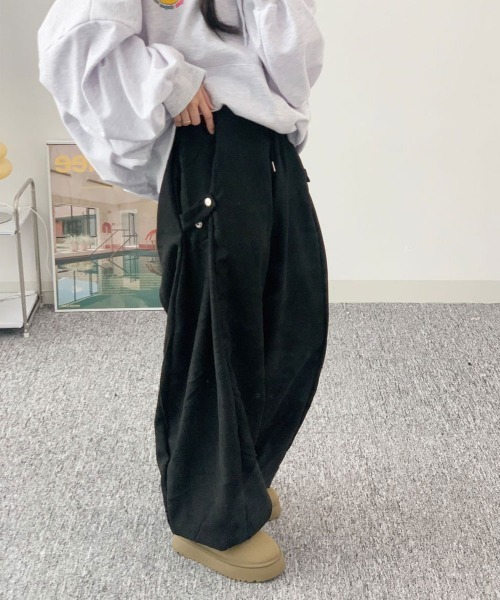VIVID LADY(ビビッドレディー)の「ワイドパンツ バルーンシルエット ストリート(その他パンツ・レディース・ブラック/カーキ/ブラウン・FREE)」の17枚目の写真