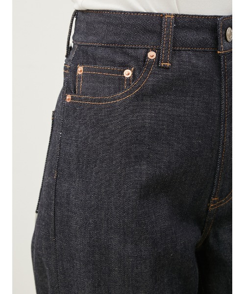 Mila Owen（ミラオーウェン）の「セルビッチワイドストレートデニムパンツ【ウォッシャブル】（デニムパンツ・レディース・インディゴブルー・1/0）」の8枚目の写真