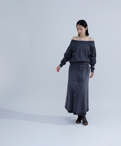 NATURAL BEAUTY BASIC(ナチュラルビューティーベーシック)の「◇ダンボールトップスシリーズ オフショル(Tシャツ/カットソー・レディース・ベージュ/チャコールグレー/オフホワイト・FREE)」の16枚目の写真