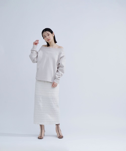 NATURAL BEAUTY BASIC(ナチュラルビューティーベーシック)の「◇ダンボールトップスシリーズ オフショル(Tシャツ/カットソー・レディース・ベージュ/チャコールグレー/オフホワイト・FREE)」の20枚目の写真