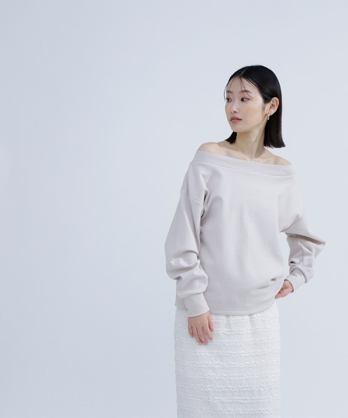 NATURAL BEAUTY BASIC(ナチュラルビューティーベーシック)の「◇ダンボールトップスシリーズ オフショル(Tシャツ/カットソー・レディース・ベージュ/チャコールグレー/オフホワイト・FREE)」の21枚目の写真