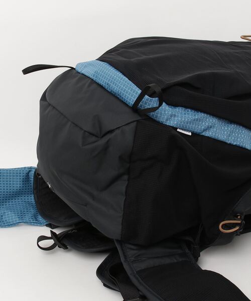 Mammut(マムート)の「デュカン 32 / Ducan 32(バックパック/リュック・メンズ・グレー/ブルー/ブラック・32L)」の5枚目の写真