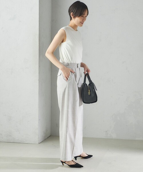 SHIPS(シップス)の「〈手洗い可能〉SORONA(R) 2WAY タンクトップ(タンクトップ・レディース・ブラック/オフホワイト/ライトグレー・ONE SIZE)」の13枚目の写真