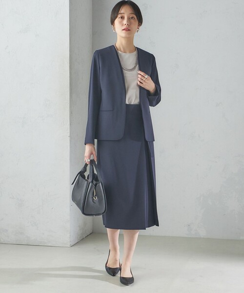 SHIPS(シップス)の「〈手洗い可能〉SORONA(R) 2WAY タンクトップ(タンクトップ・レディース・ブラック/オフホワイト/ライトグレー・ONE SIZE)」の22枚目の写真