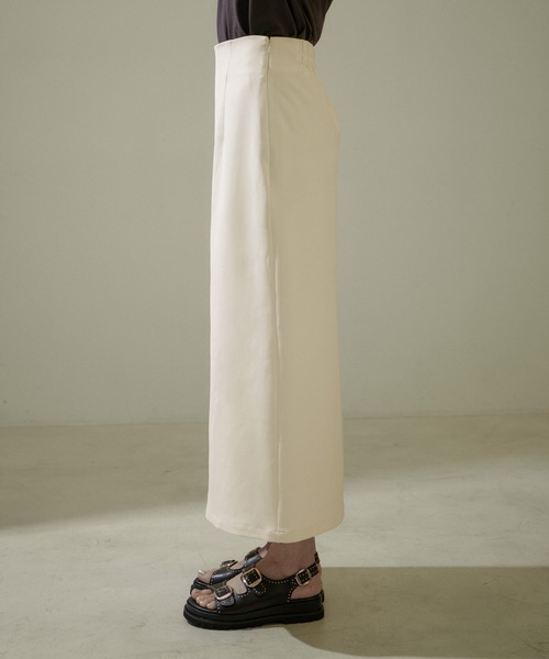 SALON adam et rope'（サロン アダム エ ロペ）の「【ZOZOTOWN限定】フロントタックペンシルロングスカート（スカート・レディース・ブラック/ベージュ/オフホワイト・マルチサイズ）」の15枚目の写真