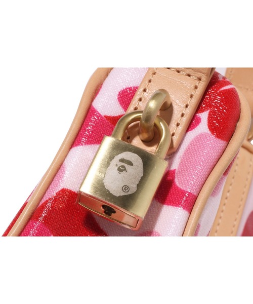 【A BATHING APE】ABC CAMO HAND BAG /MOON型ハンドバッグ ABC CAMO MINI SHOULDER BAG | bape.com