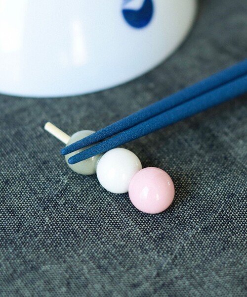 BEAMS JAPAN（ビームス　ジャパン）の「イホシロ窯 / 箸置き 和菓子シリーズ（カトラリー・レディース・ダークブラウン/ホワイト/オフホワイト/その他/ブラウン・ONE SIZE）」の5枚目の写真