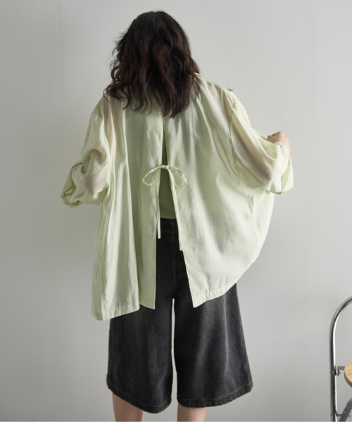 THE YOn(ザヨン)の「バックリボンスリットサマーシアーテーラードジャケット(テーラードジャケット・レディース・ナチュラル/ブラウン/ミント・FREE)」の15枚目の写真