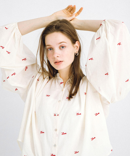 URBAN RESEARCH Sonny Label（アーバンリサーチサニーレーベル）の「Love embroideryブラウス（シャツ/ブラウス・レディース・ブラック/オフホワイト・FREE）」の15枚目の写真