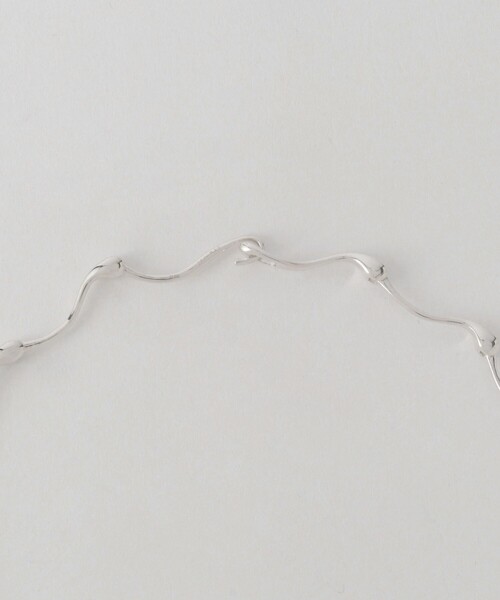JAMIRAY（ジャミレイ）の「＜JAMIRAY＞Winding チョーカー（ネックレス・レディース・シルバー・FREE）」の5枚目の写真