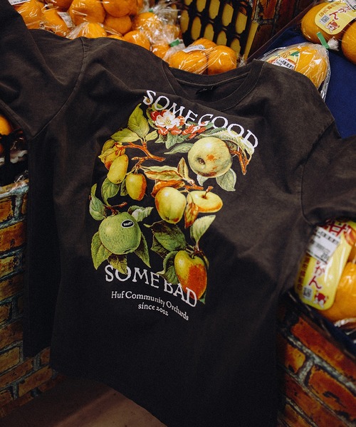 HUF(ハフ)の「ORCHARDS TEE(Tシャツ/カットソー・メンズ・ナチュラル/ブラック・X-SMALL/SMALL/MEDIUM/LARGE/X-LARGE/XX-LARGE)」の1枚目の写真