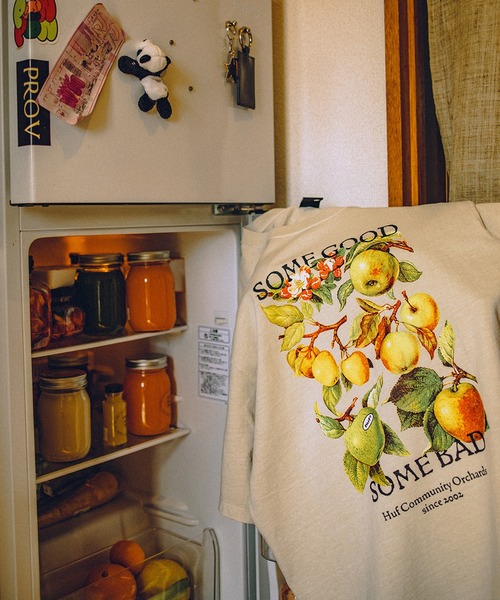 HUF(ハフ)の「ORCHARDS TEE(Tシャツ/カットソー・メンズ・ナチュラル/ブラック・X-SMALL/SMALL/MEDIUM/LARGE/X-LARGE/XX-LARGE)」の8枚目の写真