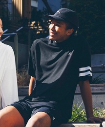 Hurley （ハーレー）の「【Hurley/ハーレー】水陸両用ラッシュTシャツ　UPF50+　吸汗速乾　ファントムPHANTOM ICON BP OVRSZD SS TEE（ラッシュガード）」