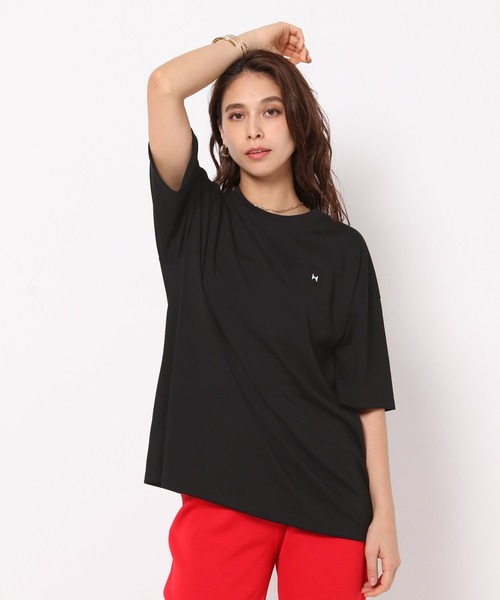 HEREIAM（ヘレイアム）の「【HEREIAM】速乾/ミラーロゴハーフスリーブTEE（Tシャツ/カットソー・レディース・ブラック/ホワイト/ライトグレー・LARGE/MEDIUM）」の16枚目の写真