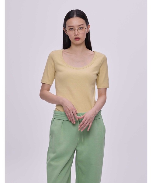 OUR WACOAL(アワワコール)の「カップ付きTシャツ 4分袖(Tシャツ/カットソー・レディース・アイボリー/ブラック/チャコール/イエロー・L/M)」の1枚目の写真