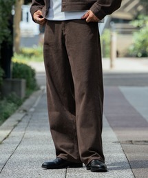 ストレートデニムパンツ