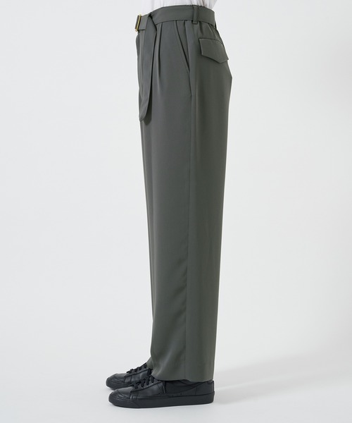 セール】別注 BELTED TAPERD PANTS（スラックス）｜CULLNI（クルニ）の