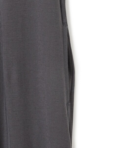 UNFILO(アンフィーロ)の「ドライタッチフライス フレアワンピース(ワンピース・レディース・ブラック系/グレー系・SMALL/MEDIUM)」の12枚目の写真