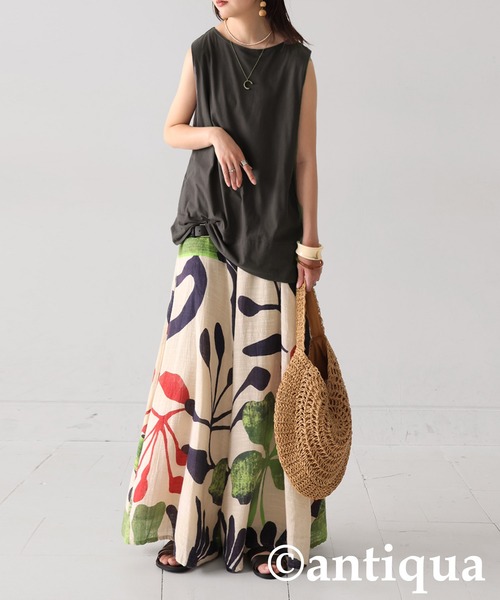 antiqua（アンティカ）の「レイヤード風タンクトップ（タンクトップ・レディース・ホワイト/ブラック/カーキ・ONESIZE）」の11枚目の写真