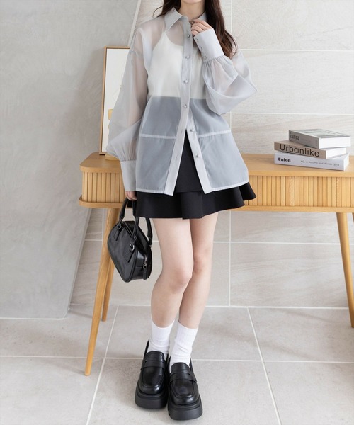 CLEAR BASIC（クリアベーシック）の「切替ロングシアーシャツ [着回し力抜群 大人 カジュアル]≪CLEAR BASIC≫（シャツ/ブラウス・レディース・ライトグレー/オフホワイト/ピンク・F）」の11枚目の写真