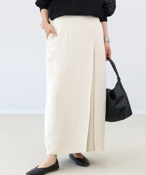 Aletta vita（アレッタビータ）の「杢調ツイルタックロングスカート（スカート・レディース・グレイッシュベージュ/ブラック/ダークブラウン・M/L）」の3枚目の写真
