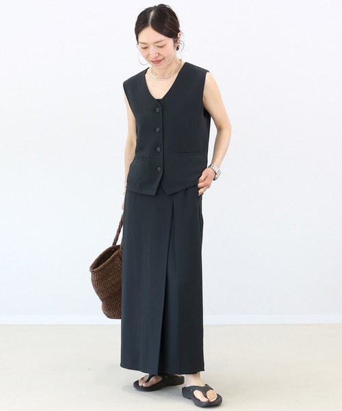 Aletta vita（アレッタビータ）の「杢調ツイルタックロングスカート（スカート・レディース・グレイッシュベージュ/ブラック/ダークブラウン・M/L）」の10枚目の写真