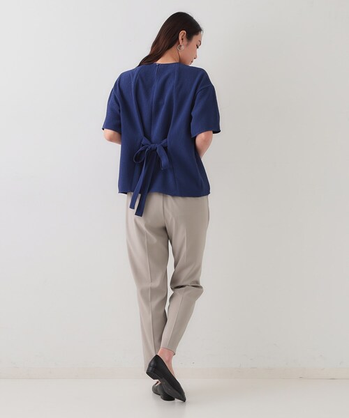 OPAQUE.CLIP（オペークドットクリップ）の「ストレッチジャカード2WAYリボントップス/セットアップ対応可【洗濯機洗い可】（シャツ/ブラウス・レディース・ブラック/ブルー系その他/オフホワイト・38/42/40）」の15枚目の写真