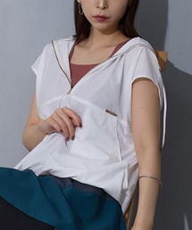 アノラック風スリーブレスプルオーバー