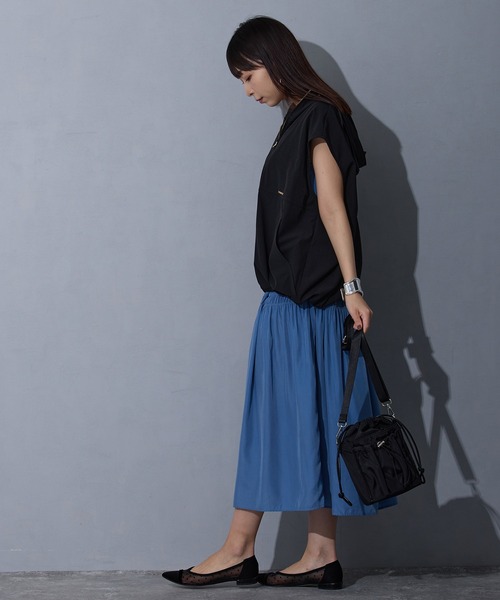 NICOLE white（ニコルホワイト）の「アノラック風スリーブレスプルオーバー（ベスト・レディース・ブラック/オフホワイト/ライトグリーン・FREE）」の11枚目の写真