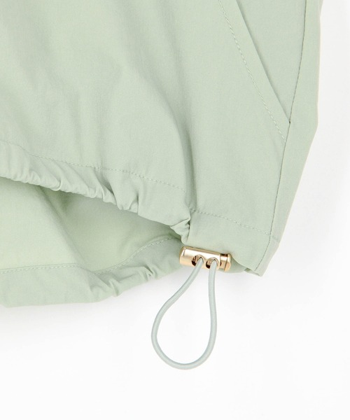 NICOLE white（ニコルホワイト）の「アノラック風スリーブレスプルオーバー（ベスト・レディース・ブラック/オフホワイト/ライトグリーン・FREE）」の18枚目の写真