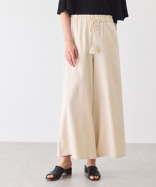 Jayro(ジャイロ)の「ウエストゴム装飾付き紐ワイドパンツ(その他パンツ・レディース・ベージュ/オフホワイト/ブラック/ブラック系その他・M)」の21枚目の写真