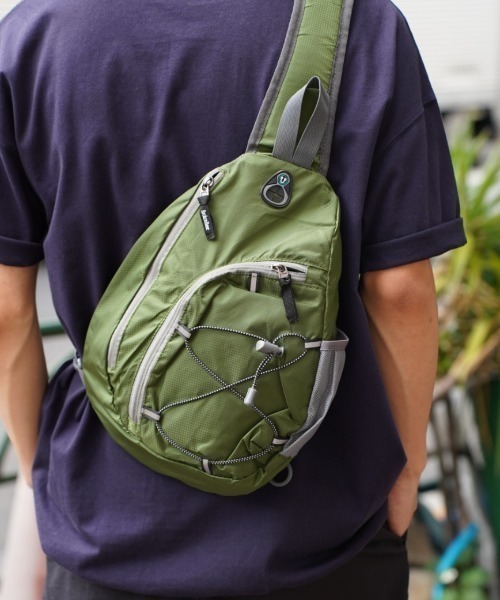 BROKEN BASE(ブロークンベース)の「撥水ナイロンワンショルダーバッグ(ショルダーバッグ・メンズ・ネイビー/オレンジ/ブラック/カーキ/ブルー・フリー)」の14枚目の写真