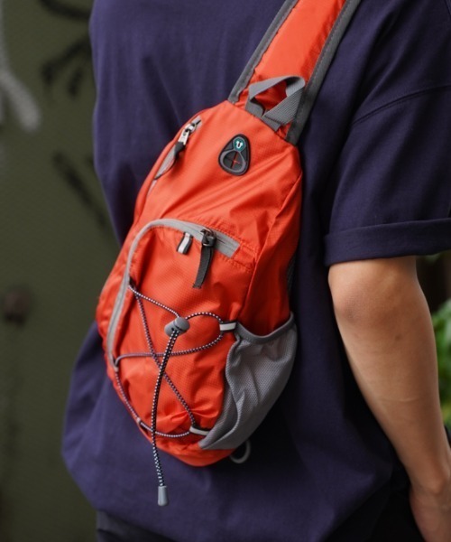 BROKEN BASE(ブロークンベース)の「撥水ナイロンワンショルダーバッグ(ショルダーバッグ・メンズ・ネイビー/オレンジ/ブラック/カーキ/ブルー・フリー)」の18枚目の写真