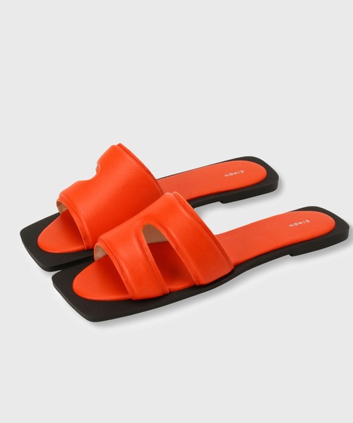 CINOH(チノ)の「SQUARE TOE FLAT SANDAL(サンダル・レディース・ホワイト/オレンジ/ブラック・36/37/38)」の3枚目の写真