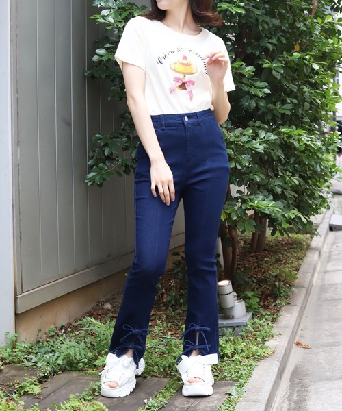 axes femme（アクシーズファム）の「裾リボンデニムパンツ（デニムパンツ・レディース・ワンウォッシュ/ブラック・マルチサイズ）」の16枚目の写真