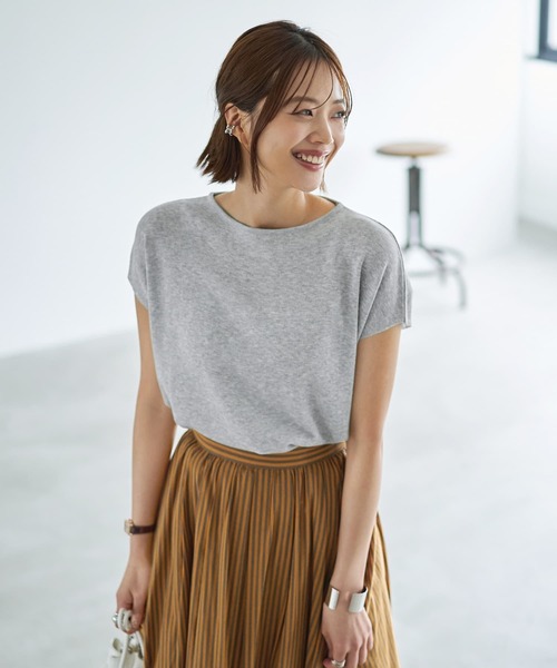 STYLE DELI(スタイルデリ)の「Tシャツみたいな微シアー麻調ニットトップス(ニット/セーター・レディース・グレー/ベージュ/ホワイト・FREE)」の2枚目の写真