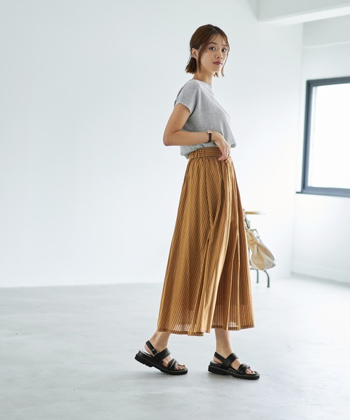 STYLE DELI(スタイルデリ)の「Tシャツみたいな微シアー麻調ニットトップス(ニット/セーター・レディース・グレー/ベージュ/ホワイト・FREE)」の10枚目の写真