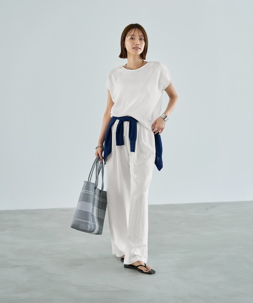 STYLE DELI(スタイルデリ)の「Tシャツみたいな微シアー麻調ニットトップス(ニット/セーター・レディース・グレー/ベージュ/ホワイト・FREE)」の13枚目の写真