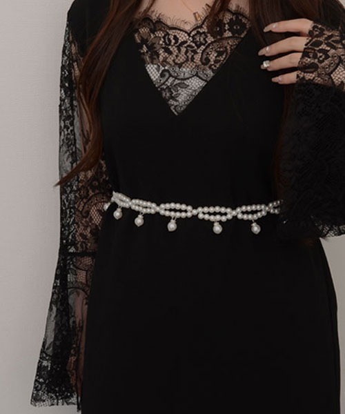 VIBGYOR Women(ヴィブジョー ウィメン)の「【resonance】パール ウエストマーク チェーンベルト【マルチウェイ/オケージョン】(ベルト・レディース・ホワイト系・FREE)」の1枚目の写真